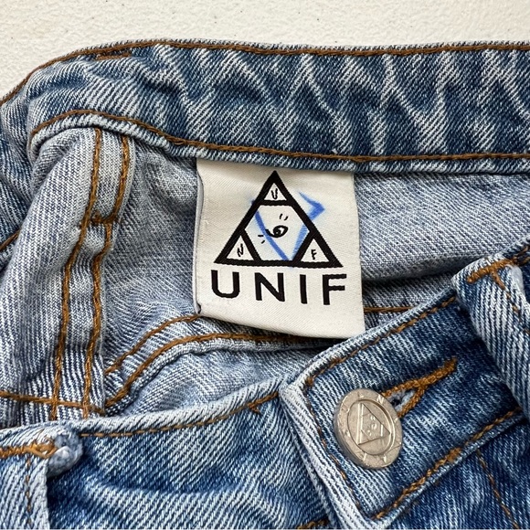 UNIF Vick Boyfriend Distressed High Rise Jeans size 28 - Picture 9 of 11
